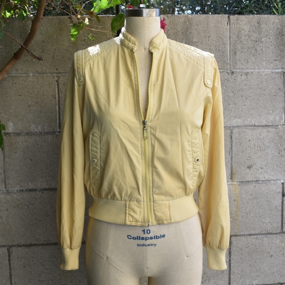 Vintage 80s yellow Members Only bomber jacket M - Picture 1 of 5